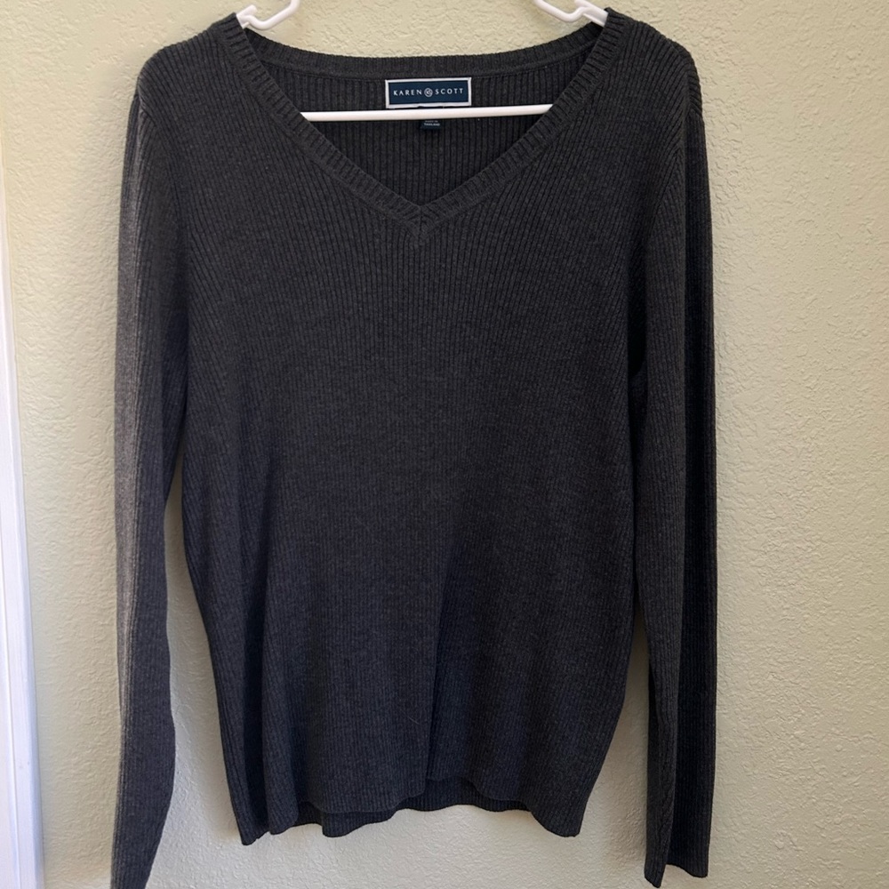 WMNS GREY SWEATER